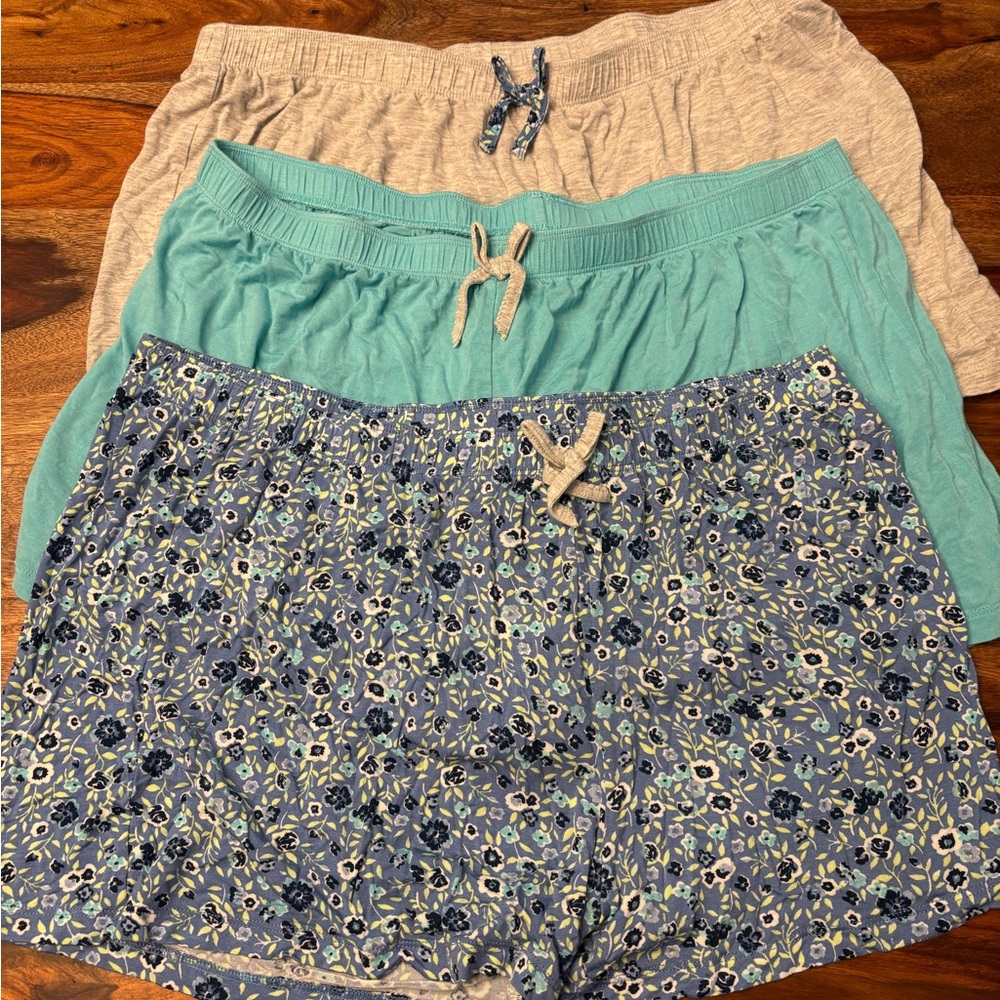 Floral and Solid Lounge Shorts Set